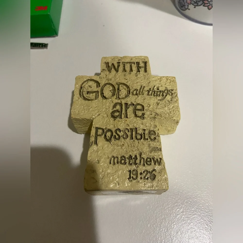 5/$10 | A Cross | Home Decor - Picture 3 of 4